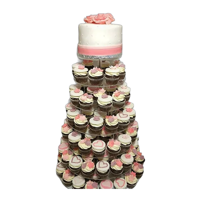 Piramida z cupcakes — babeczek artystycznych